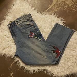 Gap girlfriend denim jean distressed embroidery